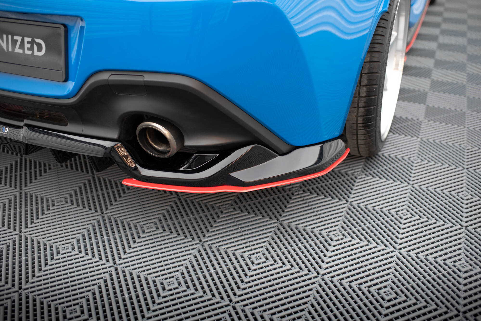 Central Rear Splitter (Vertical Bars) V.2 Toyota GR86 Mk1 - 4