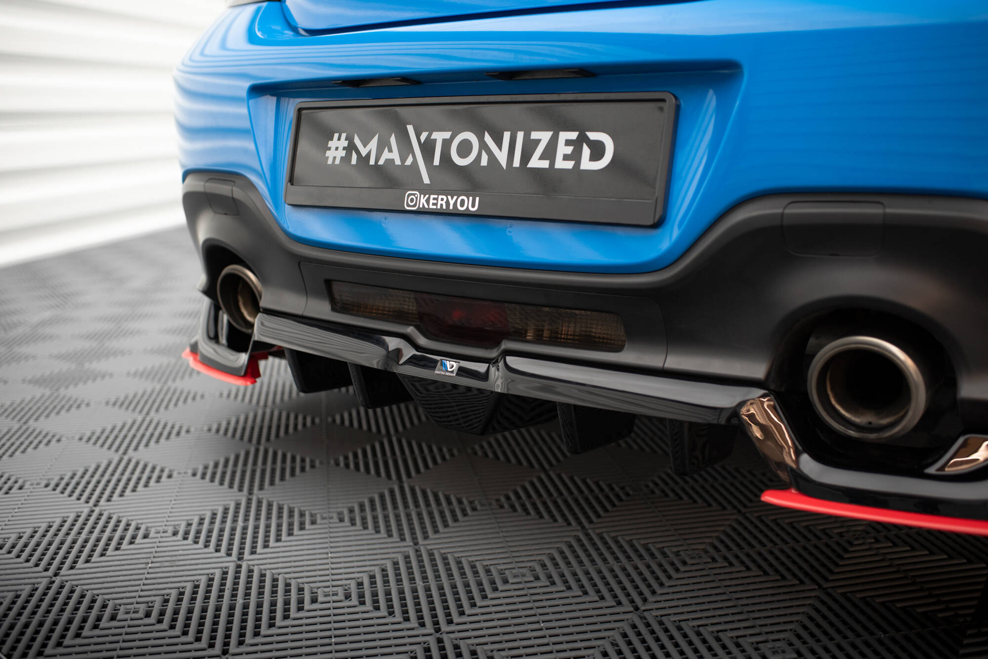 Central Rear Splitter (Vertical Bars) V.2 Toyota GR86 Mk1 - 5