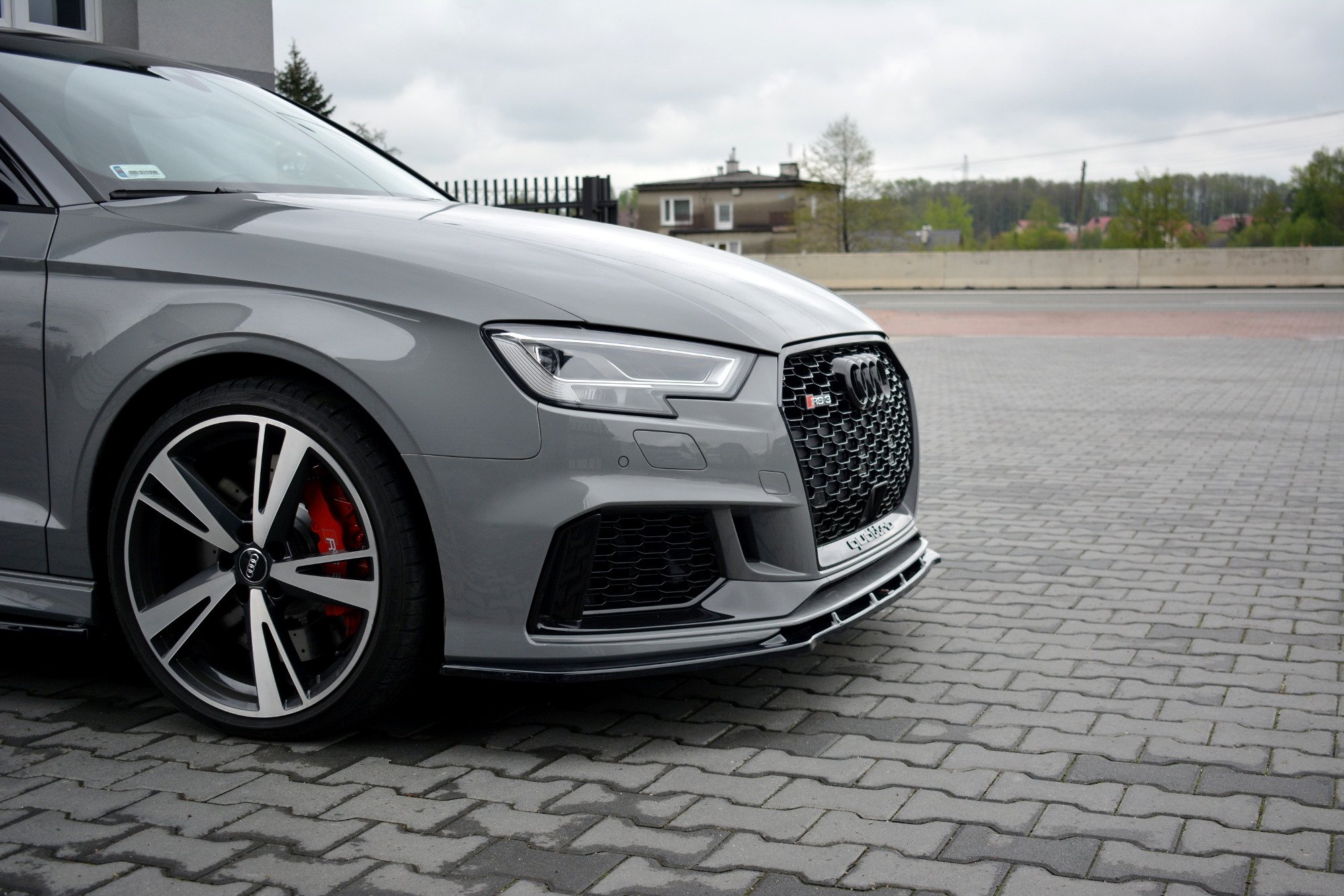 Front Splitter V.1 Audi RS3 8V Facelift Sedan - 4