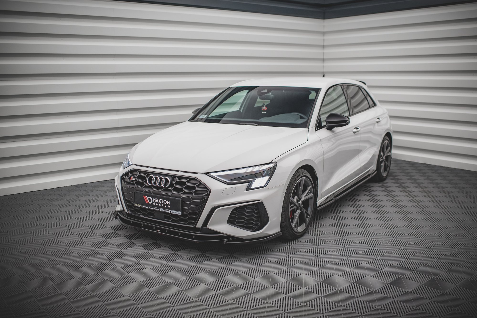 Front Splitter V.4 Audi S3 / A3 S-line 8Y (2020-) - 4