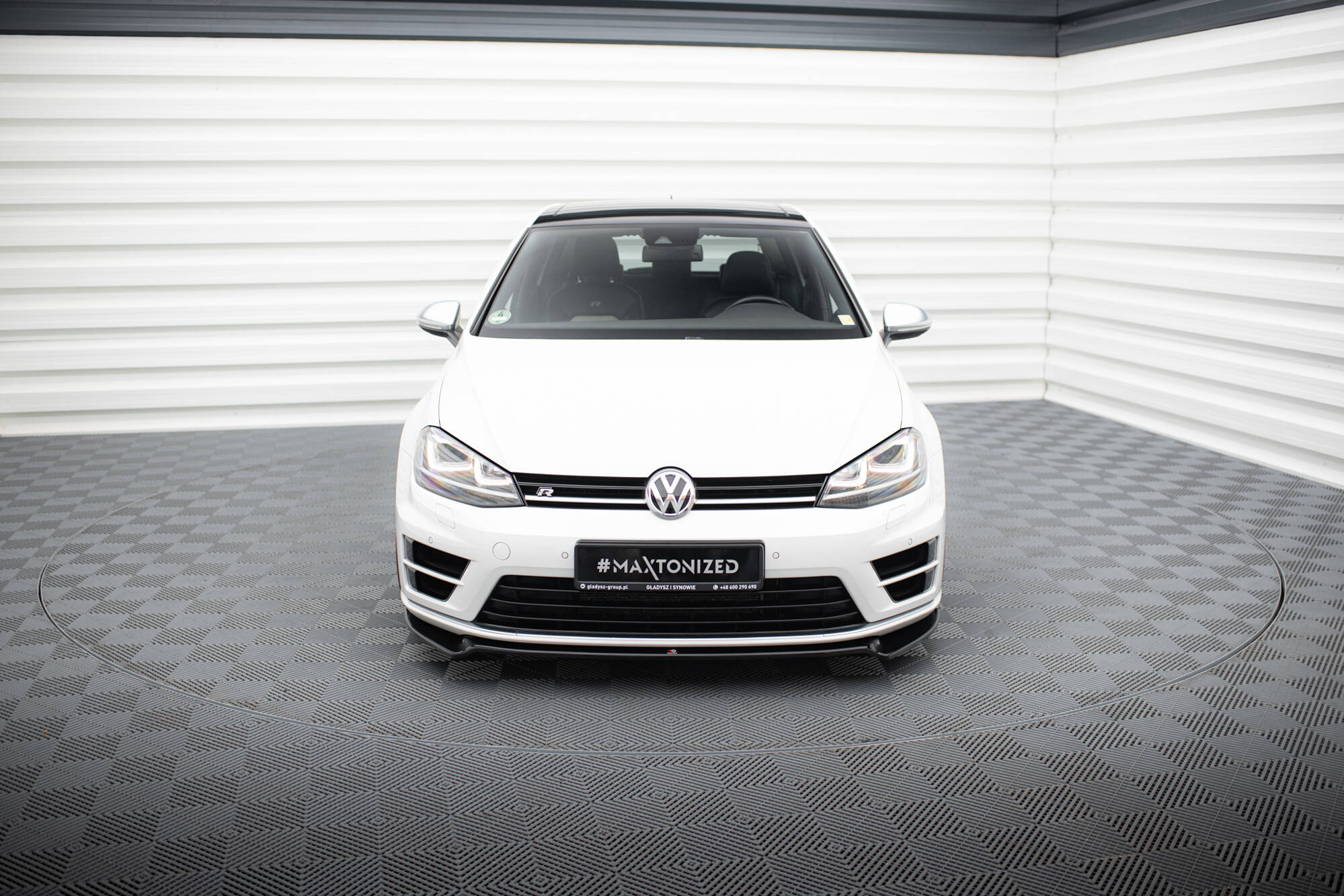 Front Splitter V.2 VW Golf R / R-Line Mk7 - 2