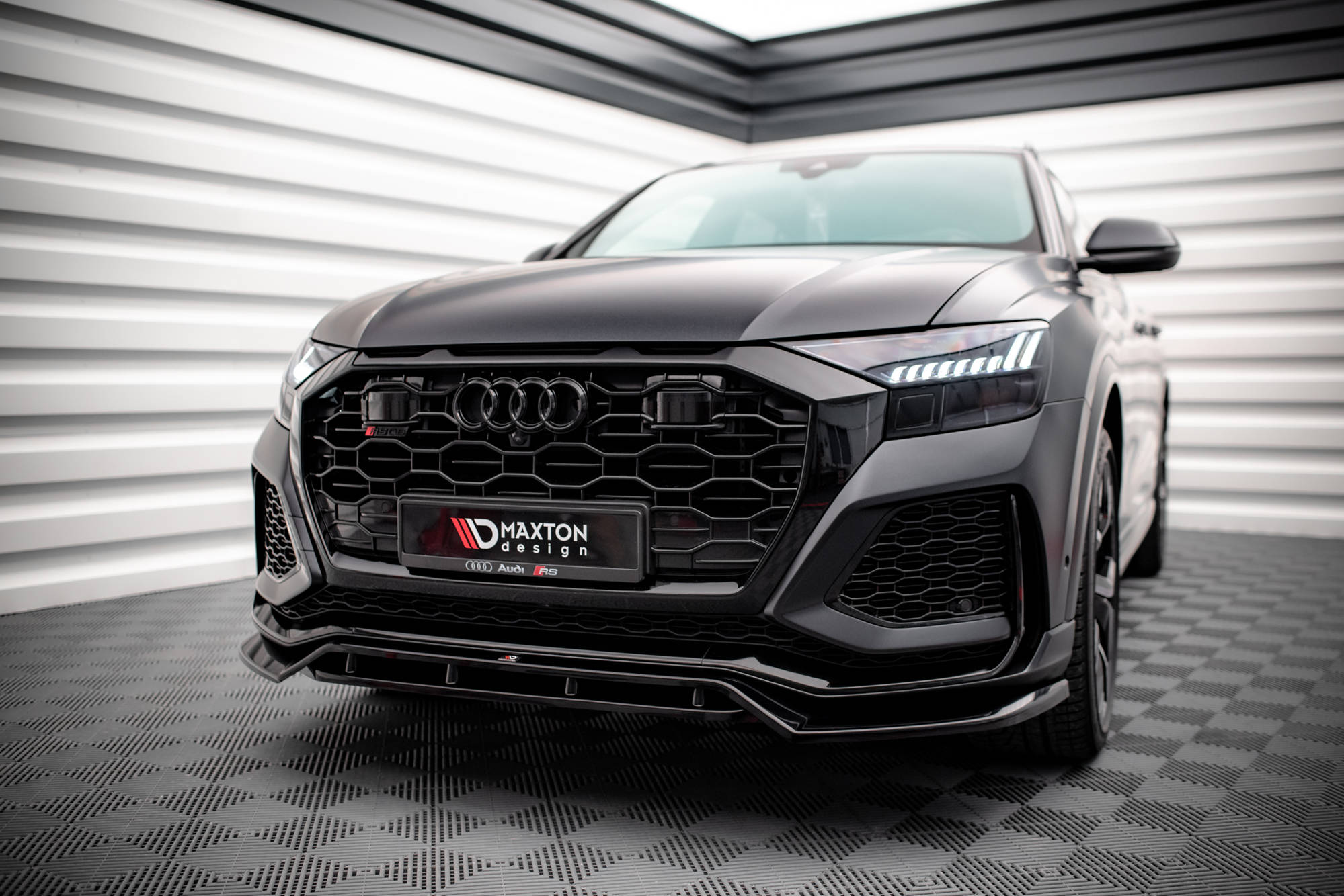 Front Splitter V.3 Audi RSQ8 MK1 - 4