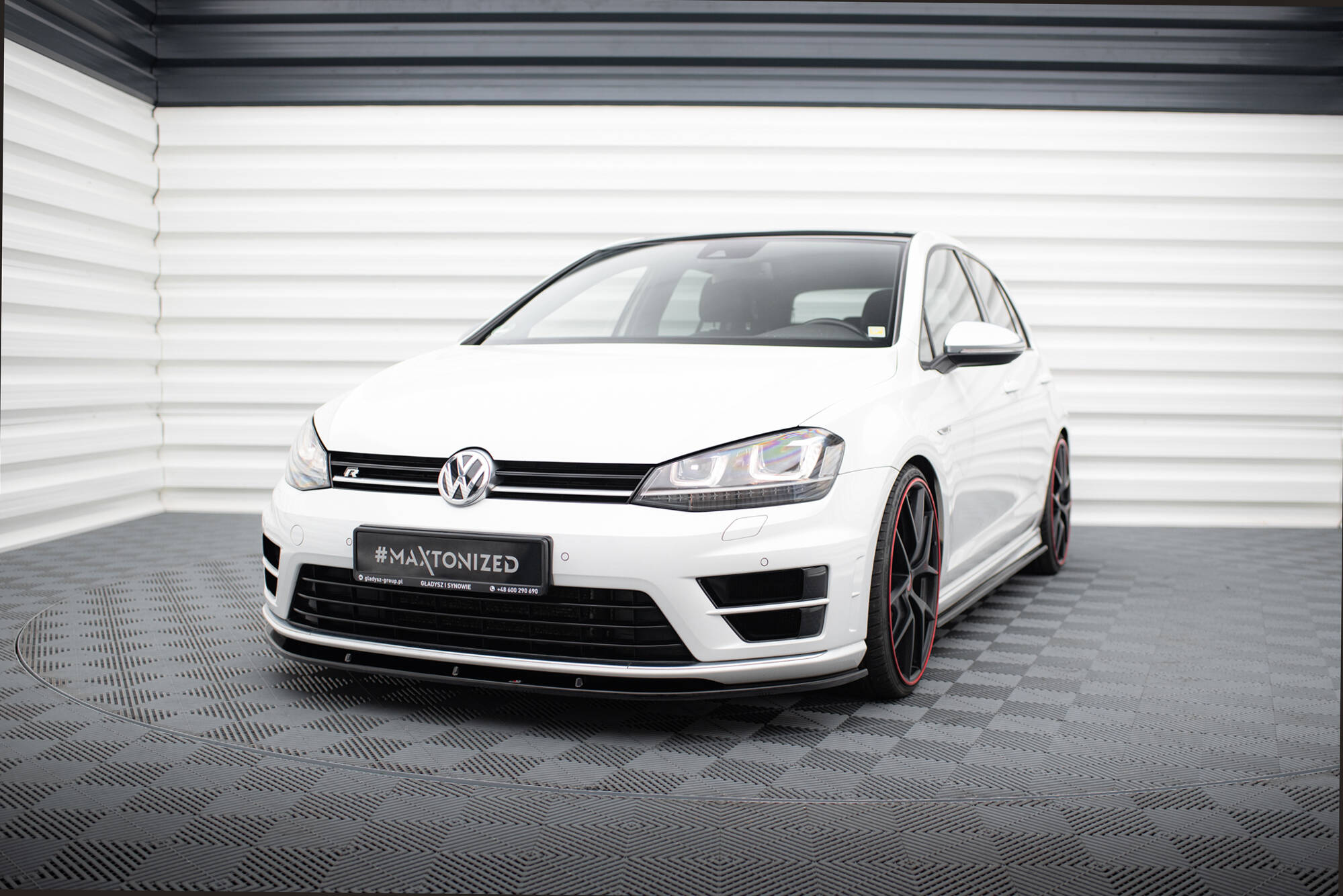 Front Splitter V.1 VW Golf R / R-Line Mk7 - 2