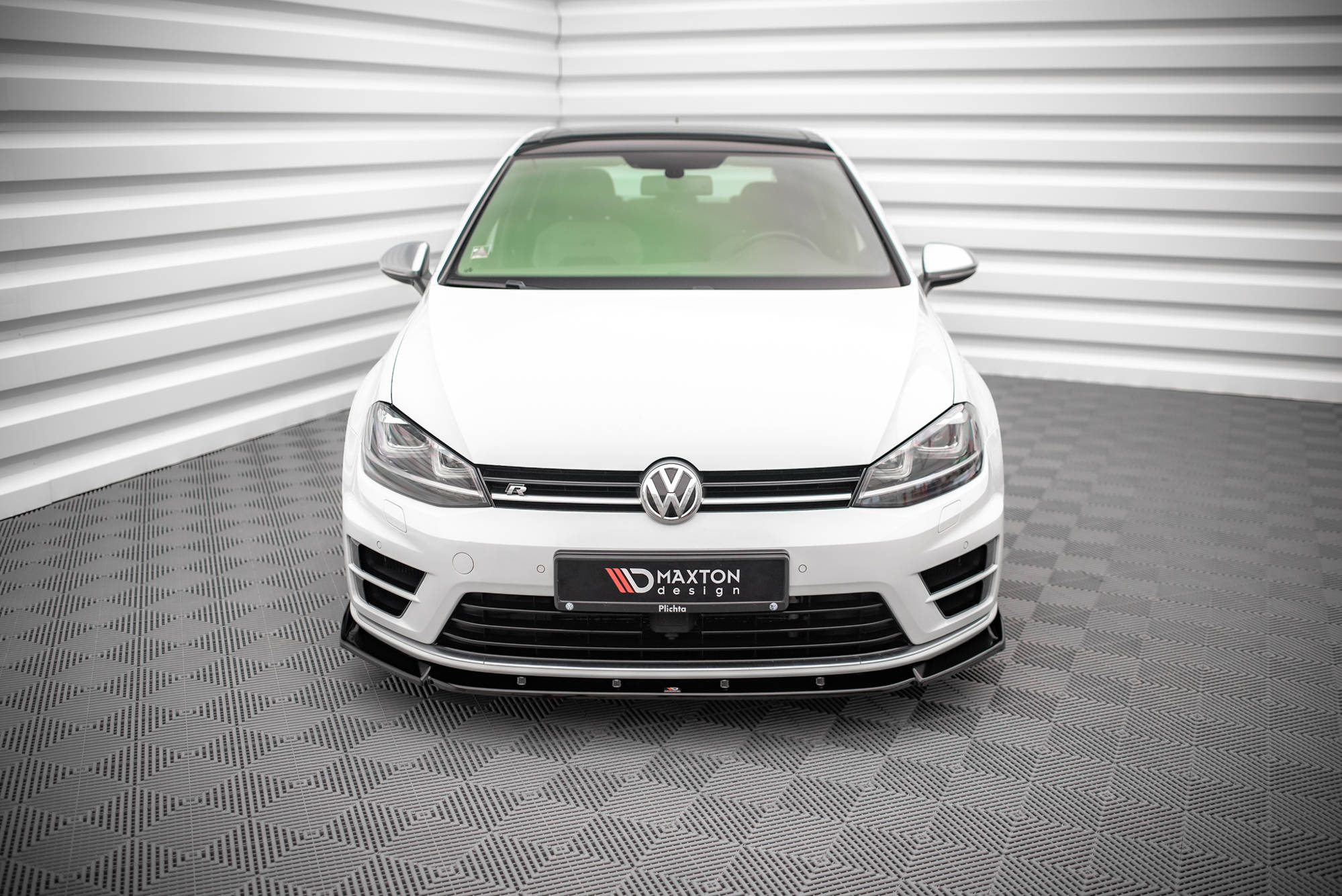 Front Splitter V.4 VW Golf R / R-Line Mk7 - 2