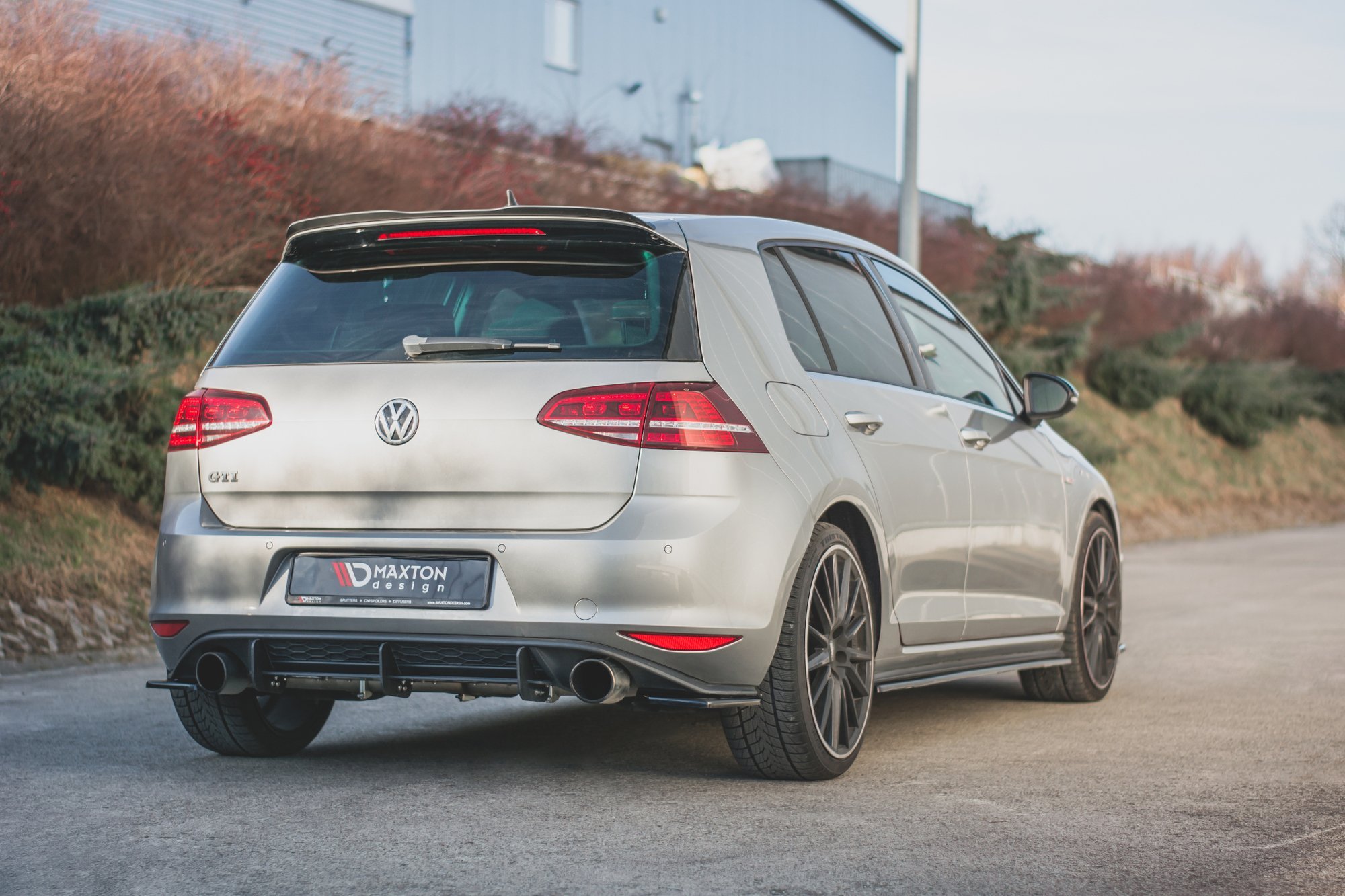 Side Skirts Diffusers V2 VW Golf 7 GTI (2013-2016) - 4