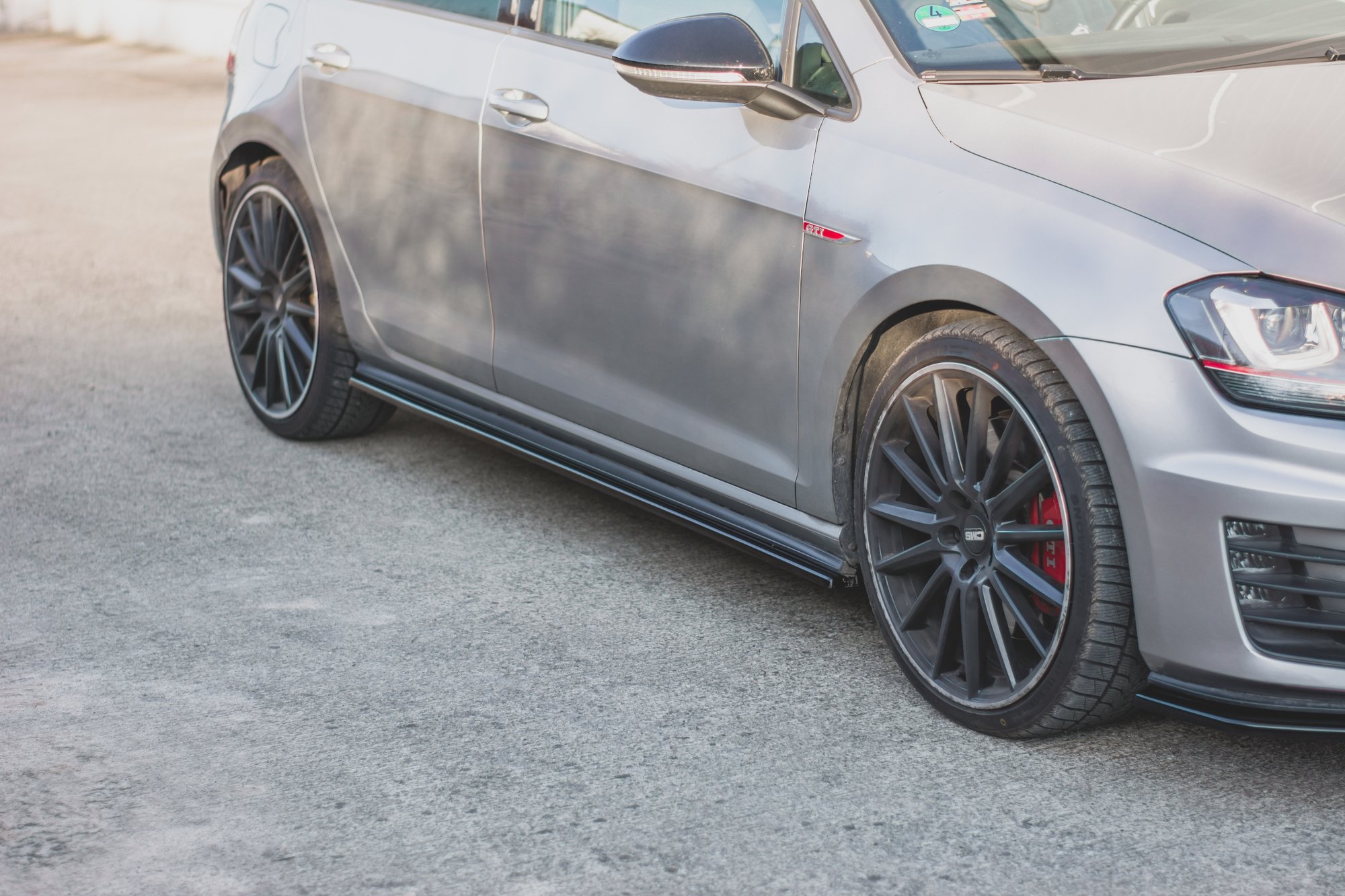 Side Skirts Diffusers V2 VW Golf 7 GTI (2013-2016) - 3