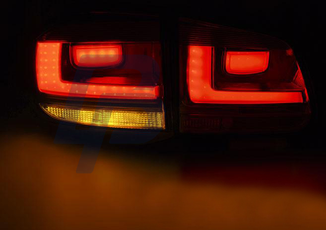 VW TIGUAN 07-07.11  RED LED TAILLIGHTS BAR - 4