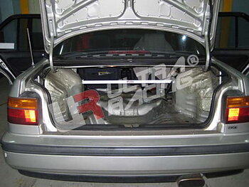 HONDA ACCORD 90-93 ULTRARACING 2-POINT REAR UPPER STRUTBAR