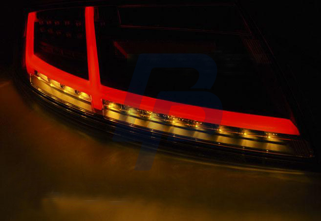 AUDI TT 04.06-02.14 RÖDA RÖKTONADE LED BAKLAMPOR - 4