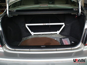 NISSAN CEFIRO 98-03 A33 ULTRARACING 4-POINT REAR TRUNK BRACE
