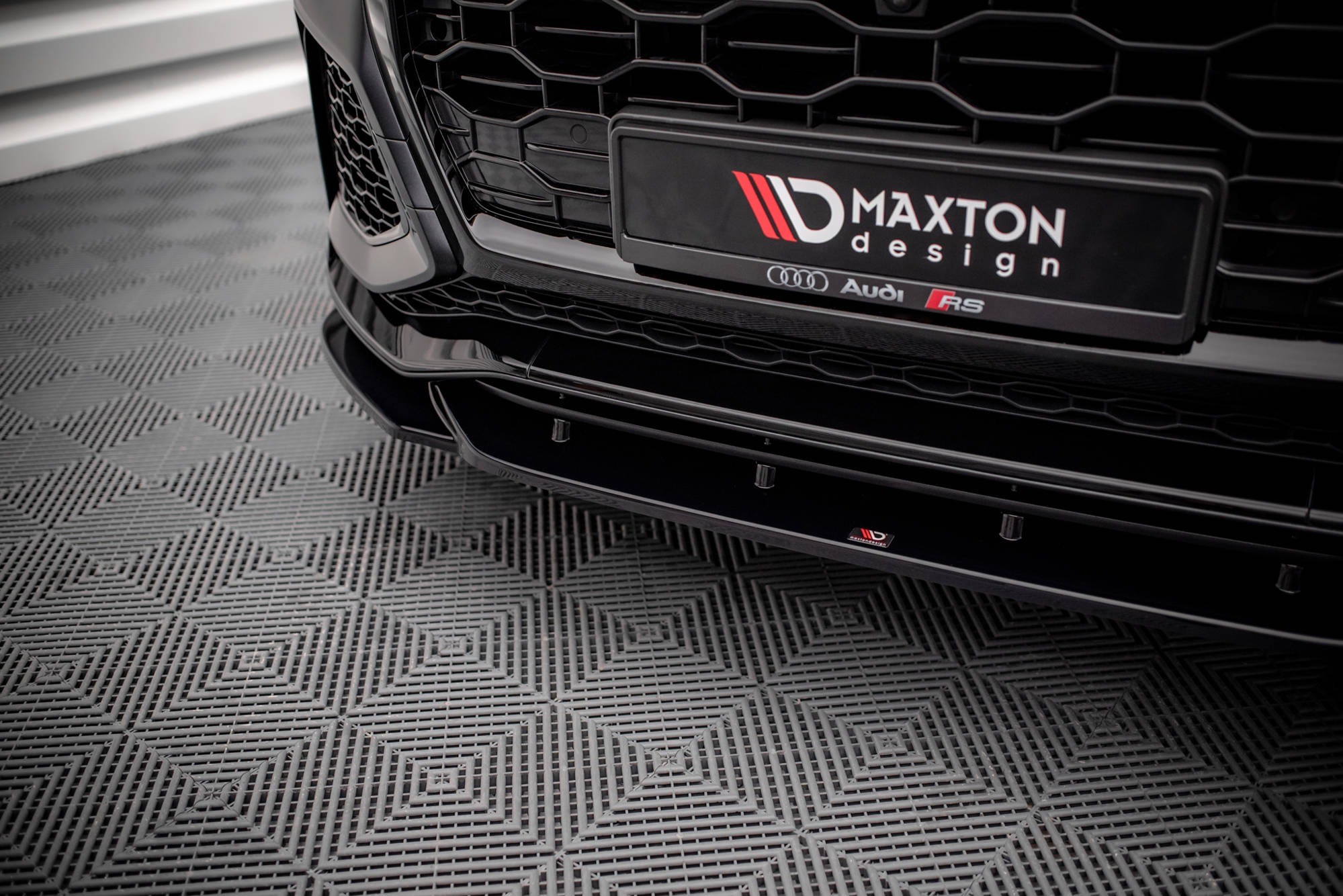 Front Splitter V.2 Audi RSQ8 Mk1 - 2