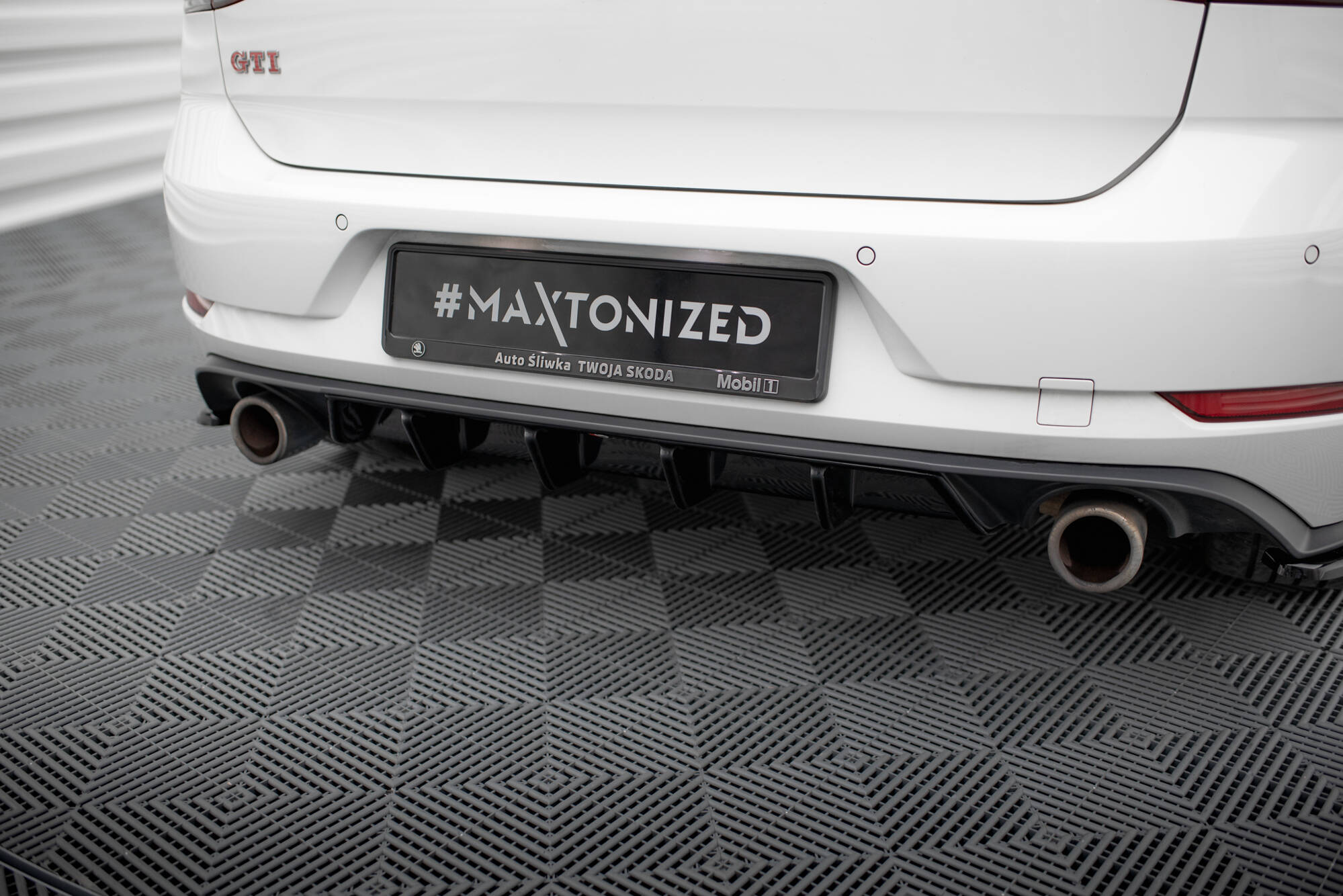 Rear Valance VW Golf 7 GTI Facelift - 3