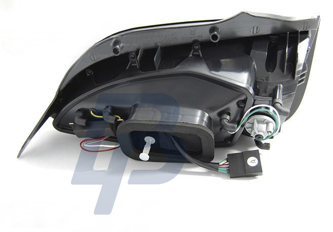 VW UP! 3.11- / SKODA CITIGO 12.11- RED WHITE LED TAILLIGHTS BAR - 3
