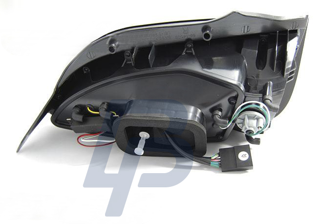 VW UP! 3.11- / SKODA CITIGO 12.11-  SMOKE LED TAILLIGHTS BAR - 3