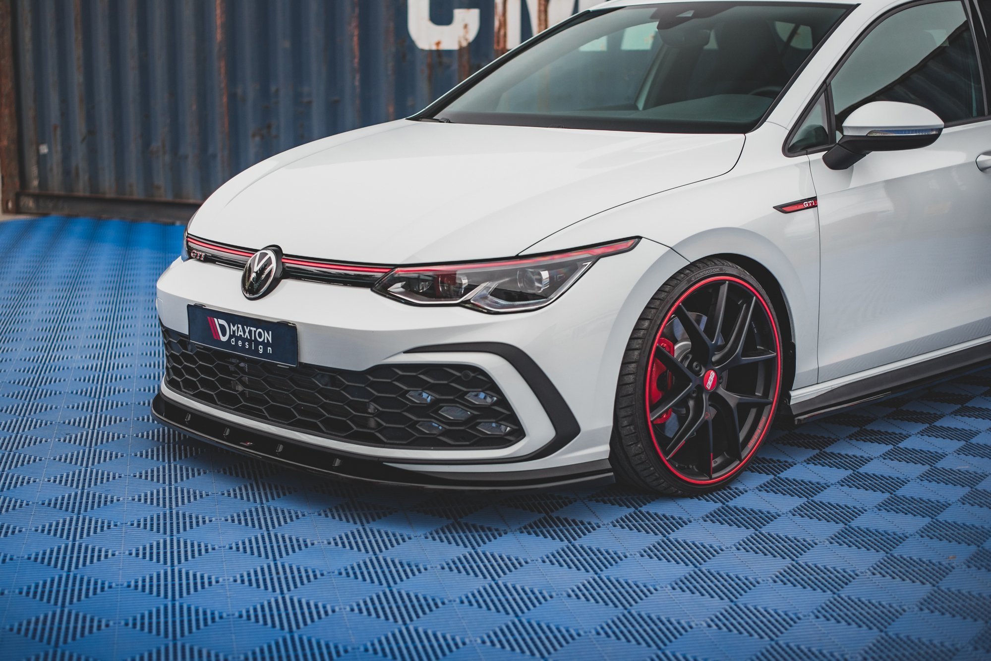 Front Splitter V.1 Volkswagen Golf GTI / GTE / R-Line Mk8 - 6
