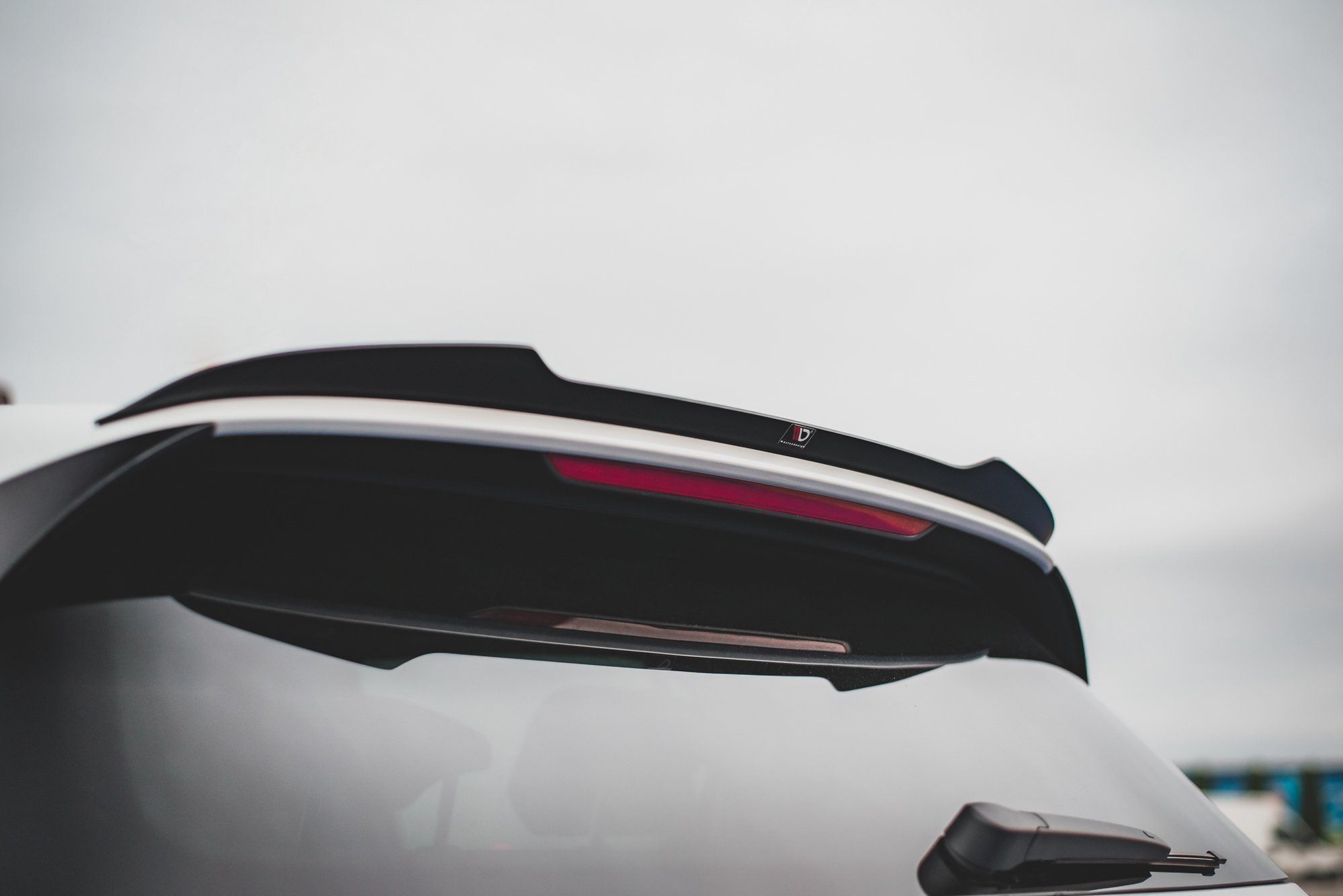 Spoiler CAP V.1 VW Golf 8 GTI / R