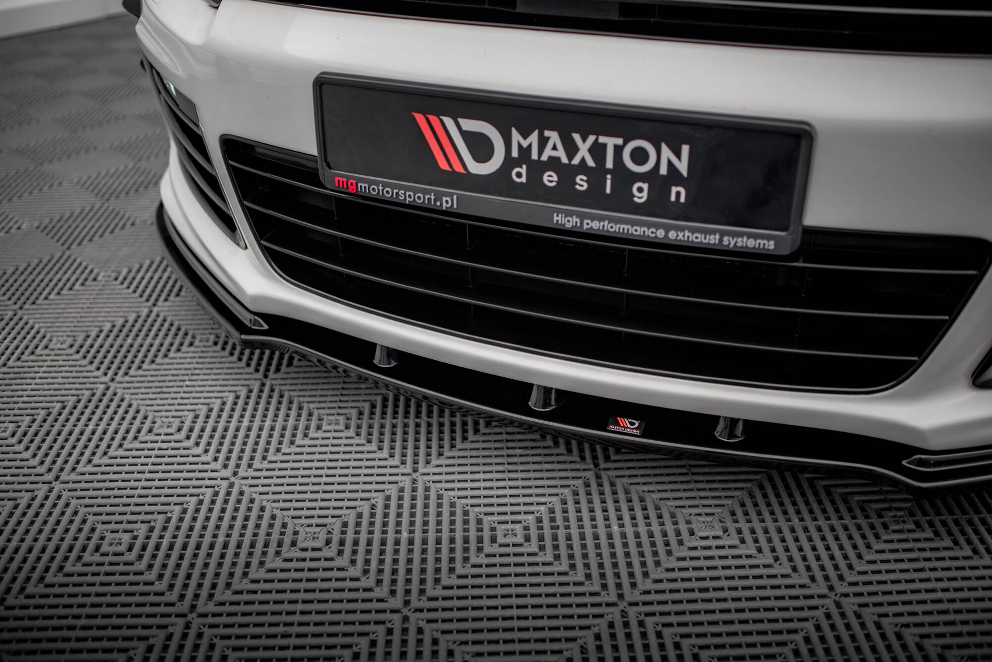 Front Splitter V.1 Volkswagen Scirocco R Mk3 - 4