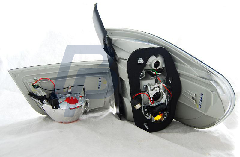 BMW X5 E70 03.07-05.10 RED WHITE LED TAILLIGHTS - 2