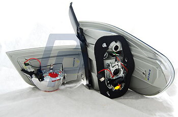 BMW X5 E70 03.07-05.10 RED WHITE LED TAILLIGHTS