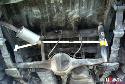 NISSAN SERENA/VANETTE 91-01 C23 2.0 ULTRA-R BAKRE L. STABILISERINGSSTAG 880