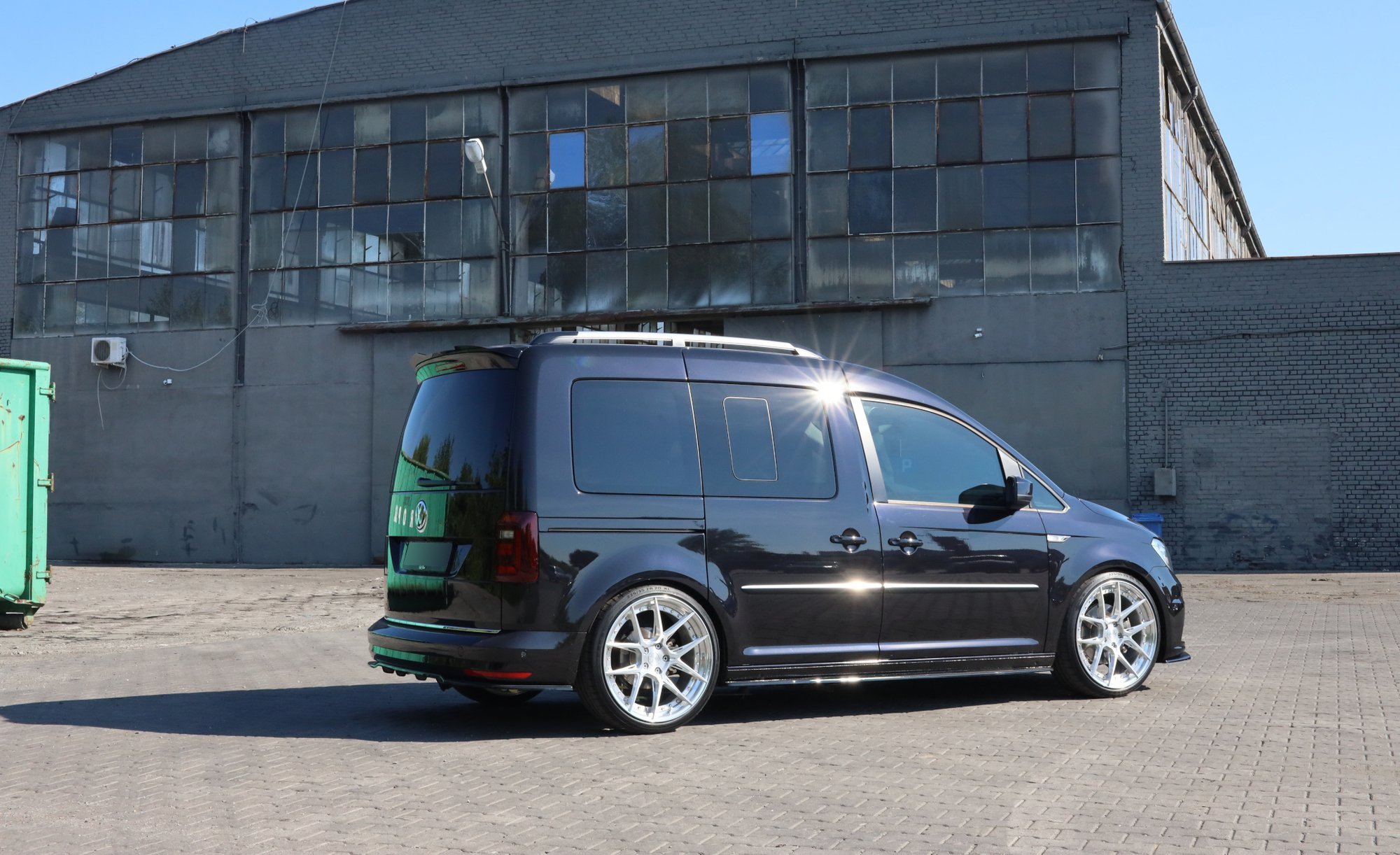 Side Skirts Diffusers Volkswagen Caddy MK4 (2015-2020) - 5