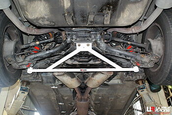 JAGUAR XJ (X308) 4.0 98-02 ULTRA-R 3-POINT REAR LOWER BRACE