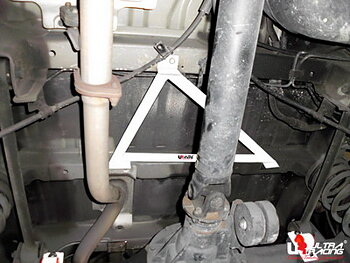 HYUNDAI H1 07+ 2.5D ULTRARACING 3-POINT REAR BRACE 1619