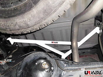 ISUZU D-MAX 3.0D 02+ ULTRARACING 3-POINT REAR LOWER BAR 1711