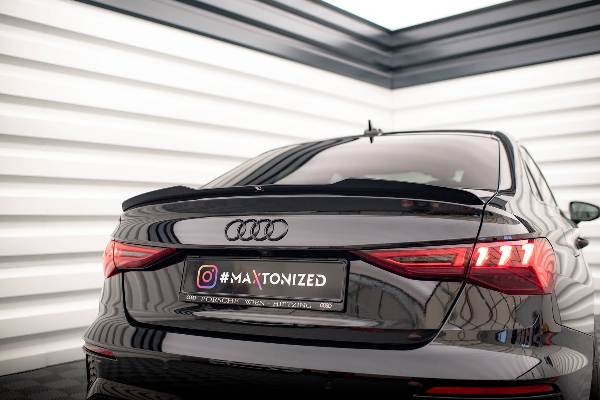 Spoiler CAP Audi A3 / A3 S-Line / S3 / RS3 Sedan 8Y - 3
