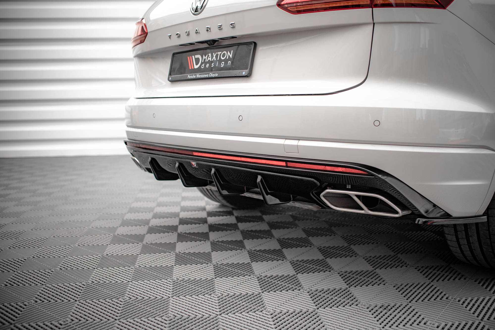 Rear Valance Volkswagen Touareg R-Line Mk3 - 4