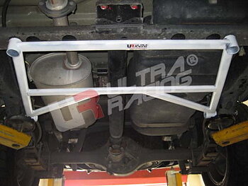 ISUZU D-MAX 2.5D AUTO ULTRARACING 4-POINT REAR BRACE 690