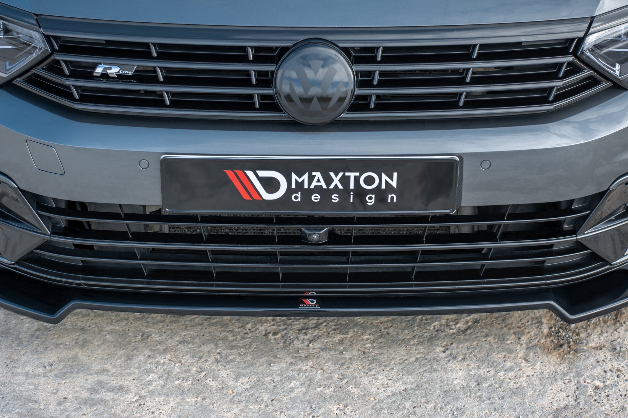 Front Splitter V.2 Volkswagen Passat R-Line B8 (2015-19) - 3