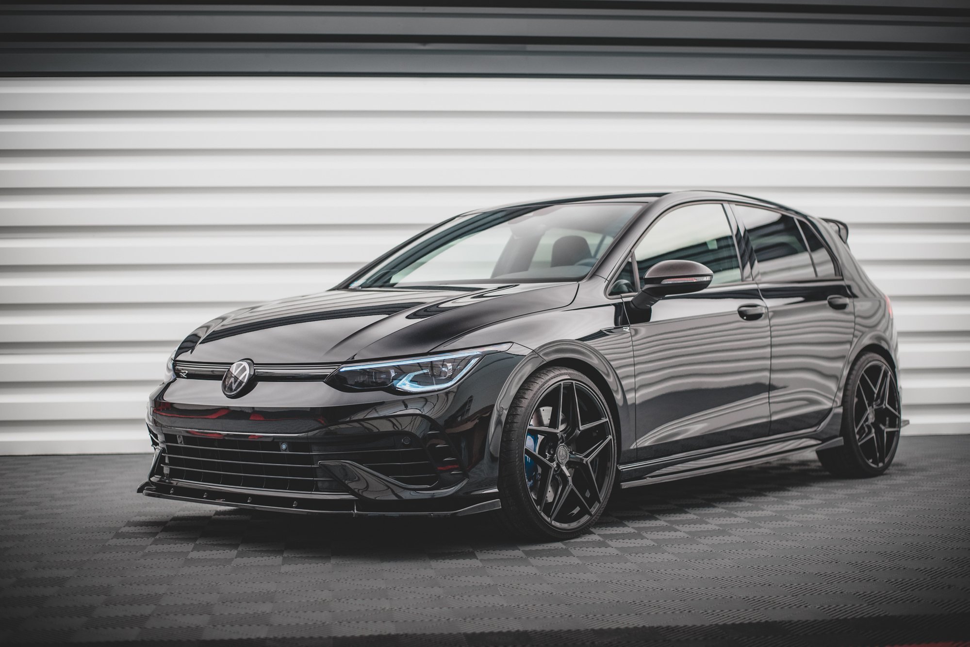 Side Skirts Diffusers V.2 VW Golf R Mk8 - 2