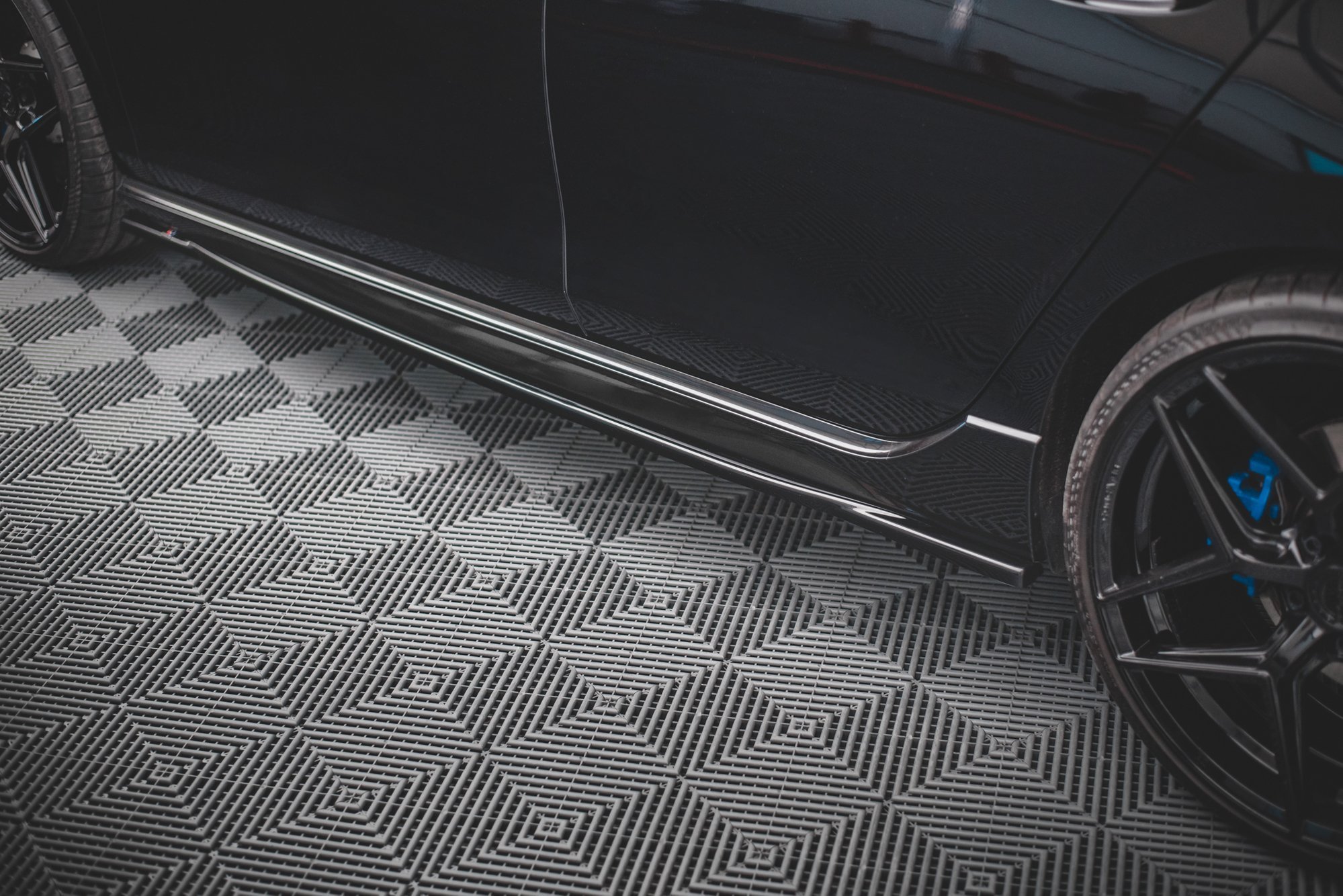 Side Skirts Diffusers V.1 VW Golf R Mk8 (2020-) - 3