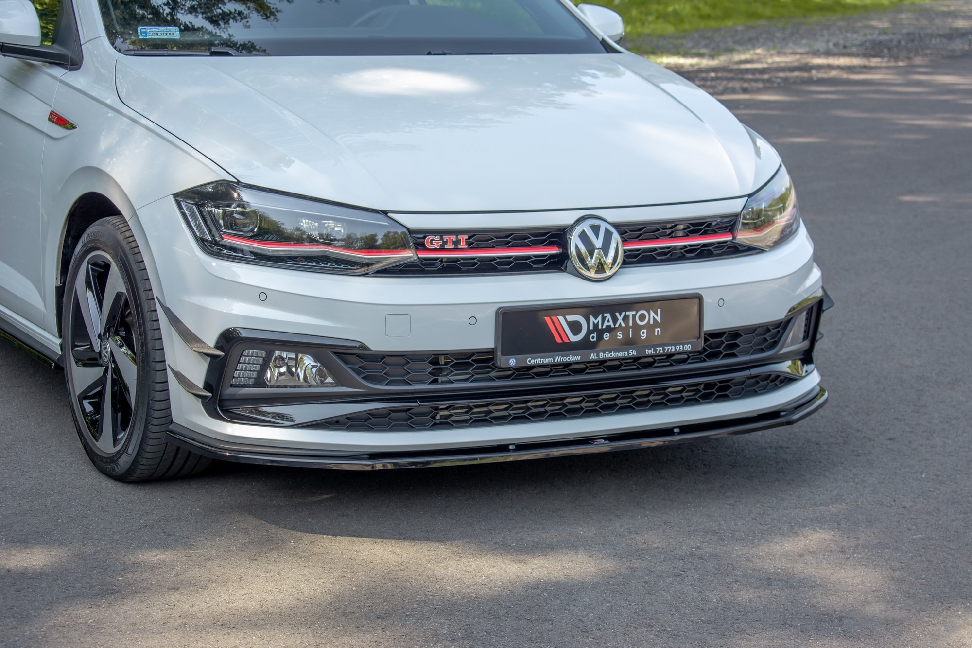 Front Splitter V.1 Volkswagen Polo GTI / R-Line Mk6 - 5
