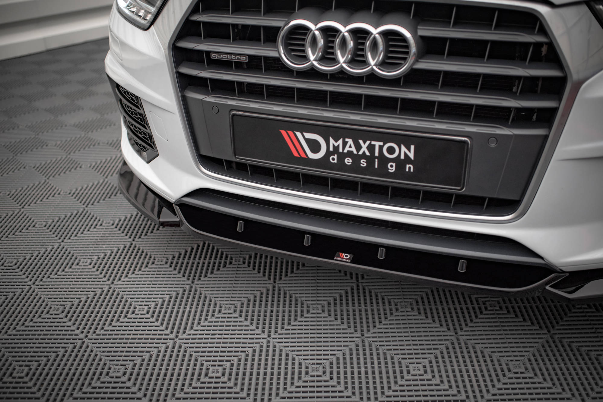 Front Splitter V.1 Audi Q3 Sport 8U Facelift - 3