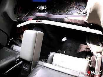 NISSAN 300ZX Z32 90-97 ULTRARACING 2-POINT ROOM BAR