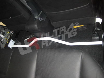 MITSUBISHI LANCER 07+ ULTRA-R 2-POINT ROOM BAR 820