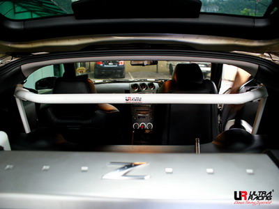 NISSAN 350Z 02-08 ULTRARACING 4-POINT ROOM BAR