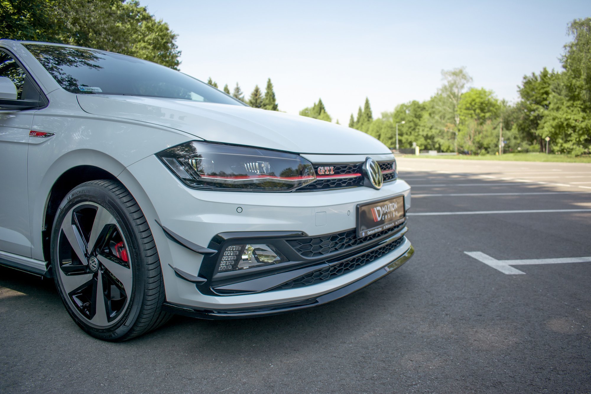 Front Splitter V.3 Volkswagen Polo GTI / R-Line Mk6 - 5