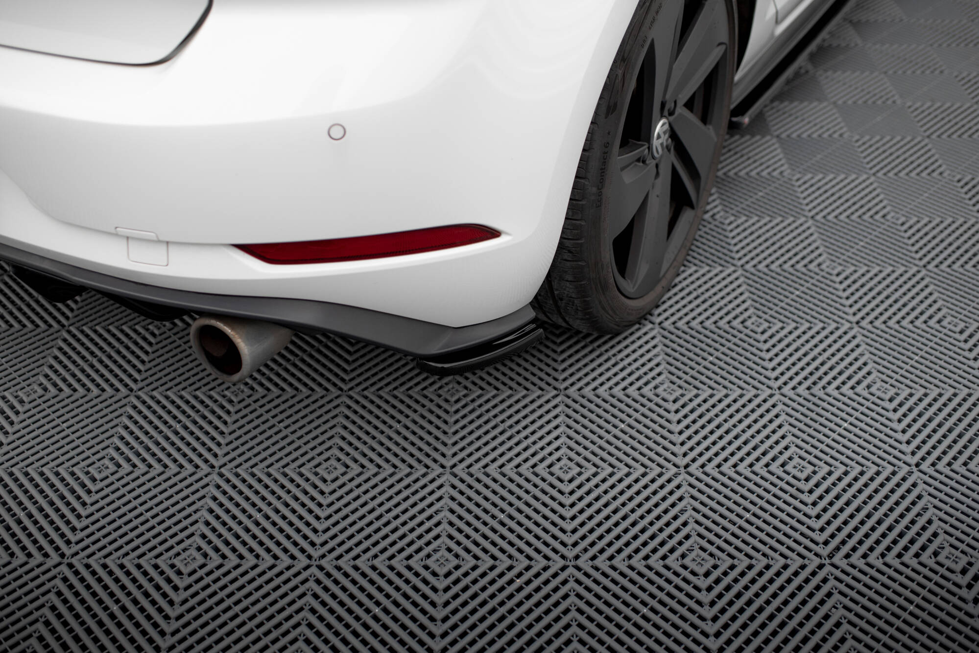 Rear Side Splitters VW Golf 7 GTI Facelift - 2