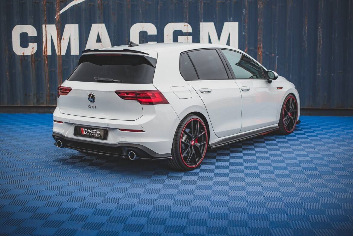 Rear Side Splitters V.1 Volkswagen Golf GTI / GTE Mk8 - 5