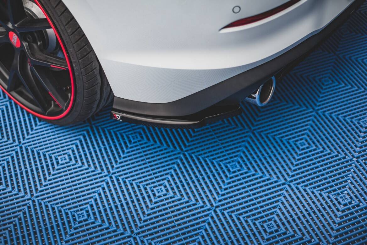 Rear Side Splitters V.1 Volkswagen Golf GTI / GTE Mk8 - 4