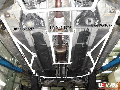 NISSAN TEANA 09+ J32 ULTRARACING 2X 3-POINT REAR SIDE BARS
