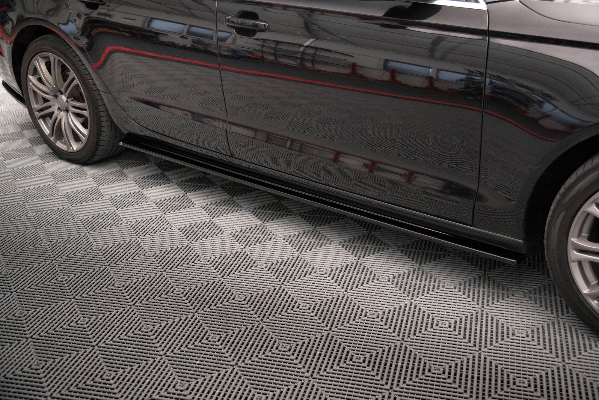 Side Skirts Diffusers V.1 Audi A6 C7 - 3