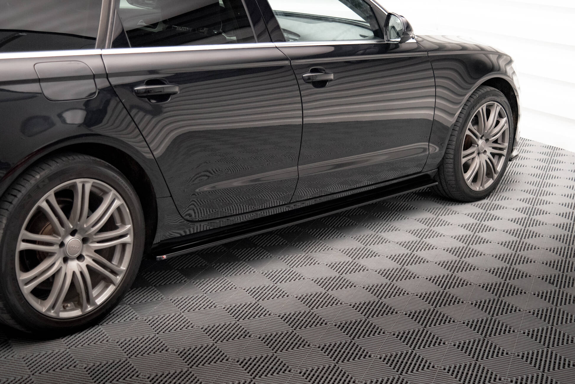 Side Skirts Diffusers V.1 Audi A6 C7 - 2