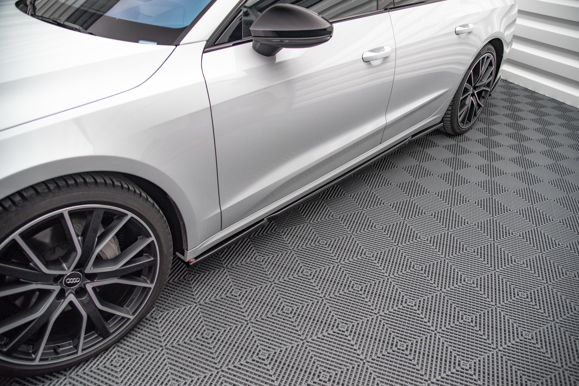 Side Skirts Diffusers Audi A7 C8 (2018-) - 3