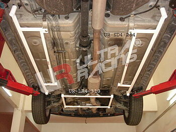 MITSUBISHI OUTLANDER 03-06 ULTRA-R 2X 4-POINT SIDE BARS