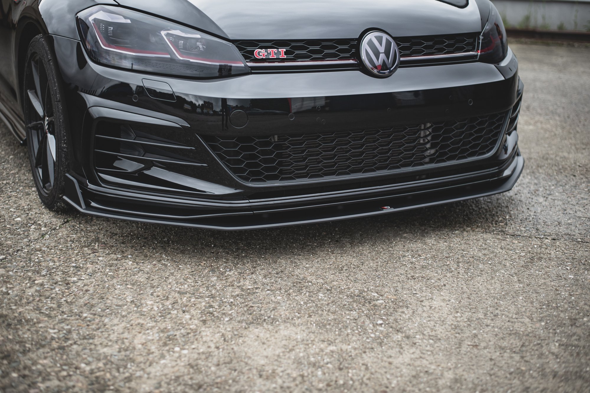 STREET PRO FRONT SPLITTER SUITABLE FOR VW GOLF 7 GTI TCR – MAXTON DESIGN - 7