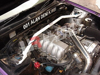 NISSAN CEFIRO 88-94 A31 ULTRARACING FRONT UPPER STRUTBAR